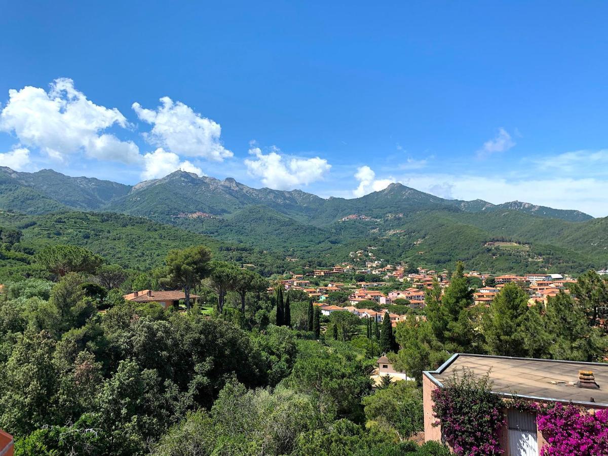 Le 3 Case Di Mia Marciana Marina  Buitenkant foto